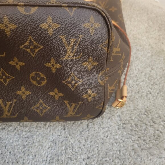 Louis Vuitton Neverfull MM- Monogram - Picture 3 of 11